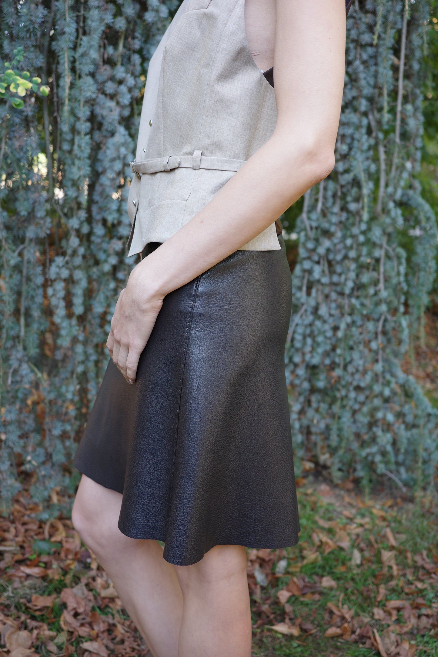 HERMÈS —  Skirt, deerskin